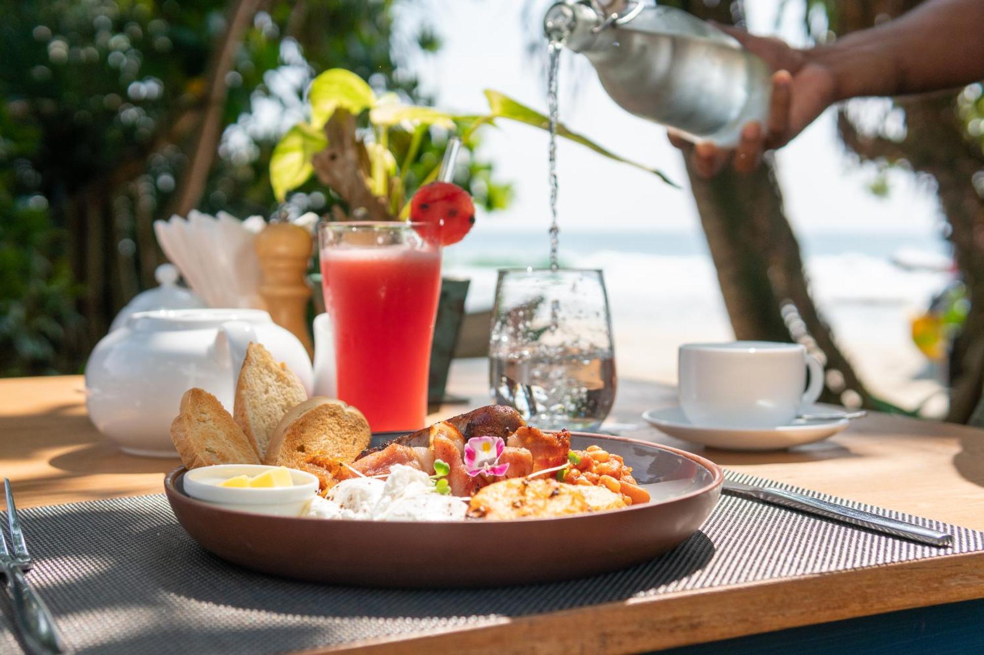 Halcyon Mawella Hotel Tangalle Kültér fotó