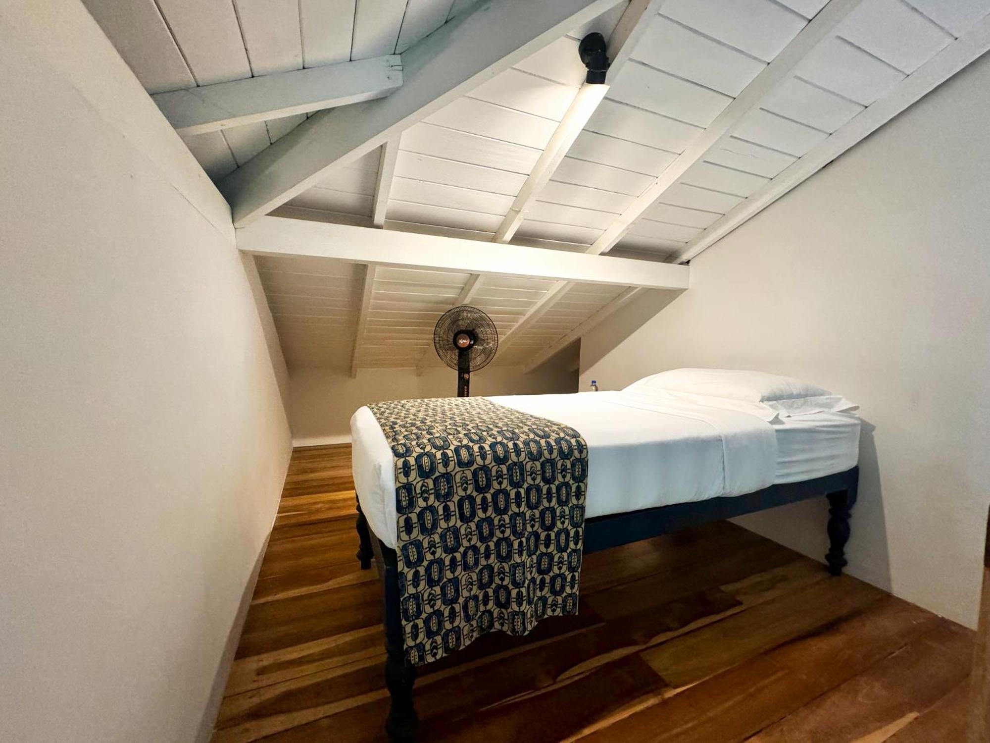 Halcyon Mawella Hotel Tangalle Szoba fotó